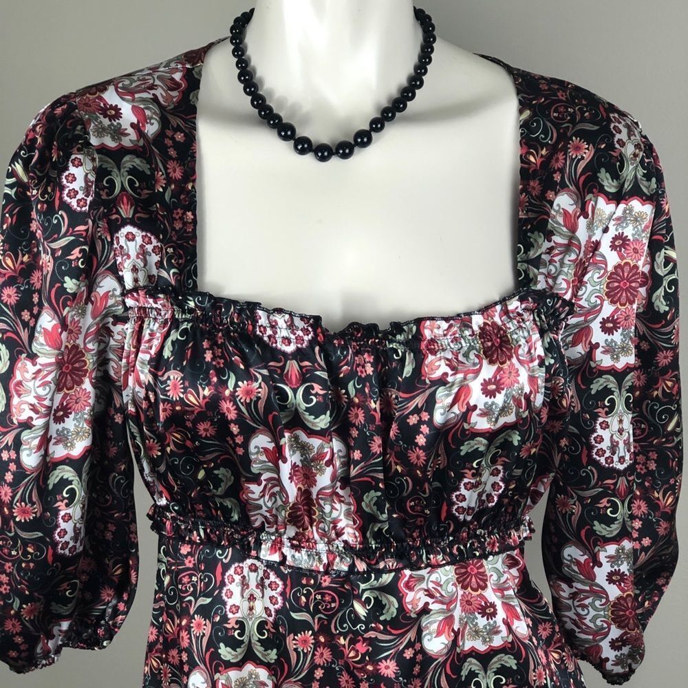 JOHN PAUL RICHARD Black Floral blouse L
